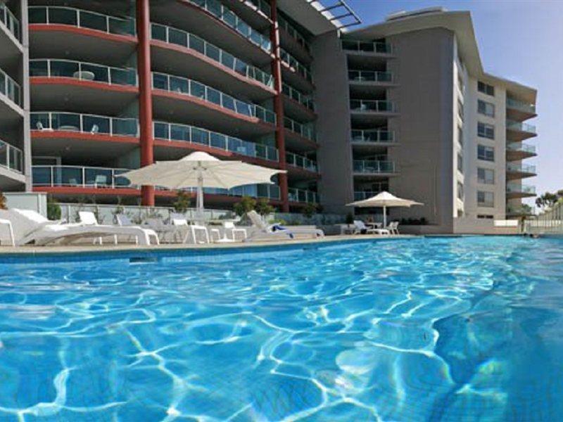 Pacific Suites Canberra Ngoại thất bức ảnh