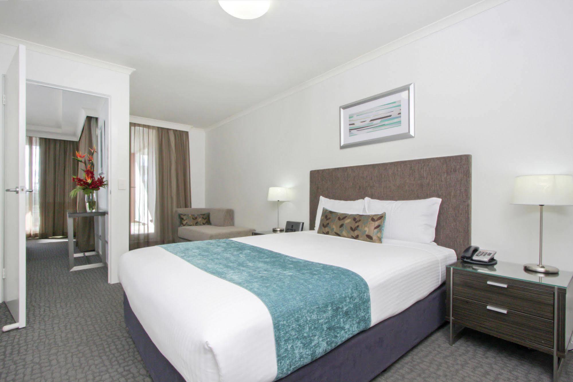 Pacific Suites Canberra Ngoại thất bức ảnh