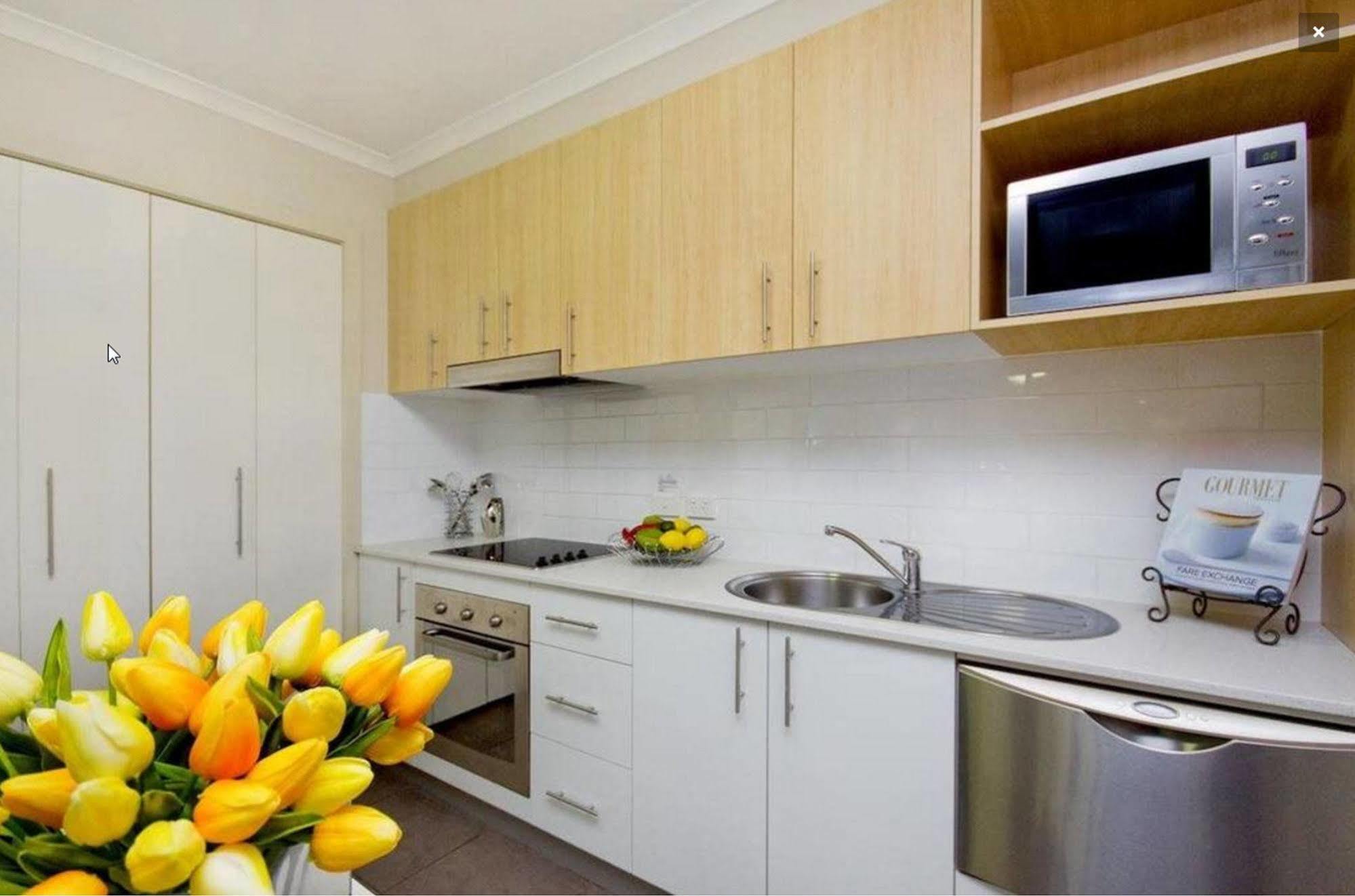 Pacific Suites Canberra Ngoại thất bức ảnh
