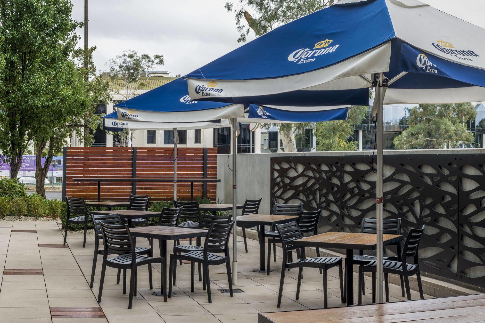 Pacific Suites Canberra Ngoại thất bức ảnh