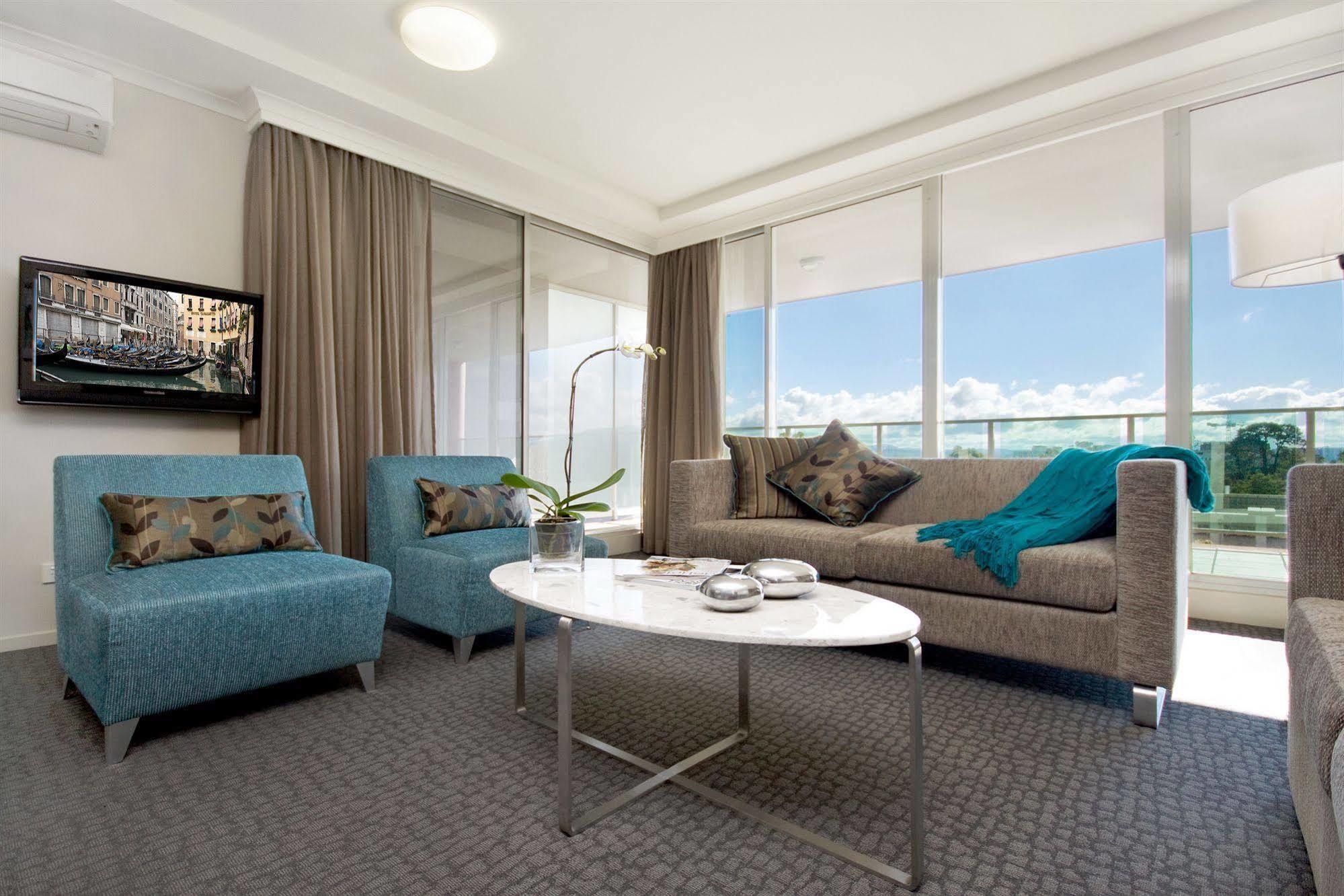 Pacific Suites Canberra Ngoại thất bức ảnh