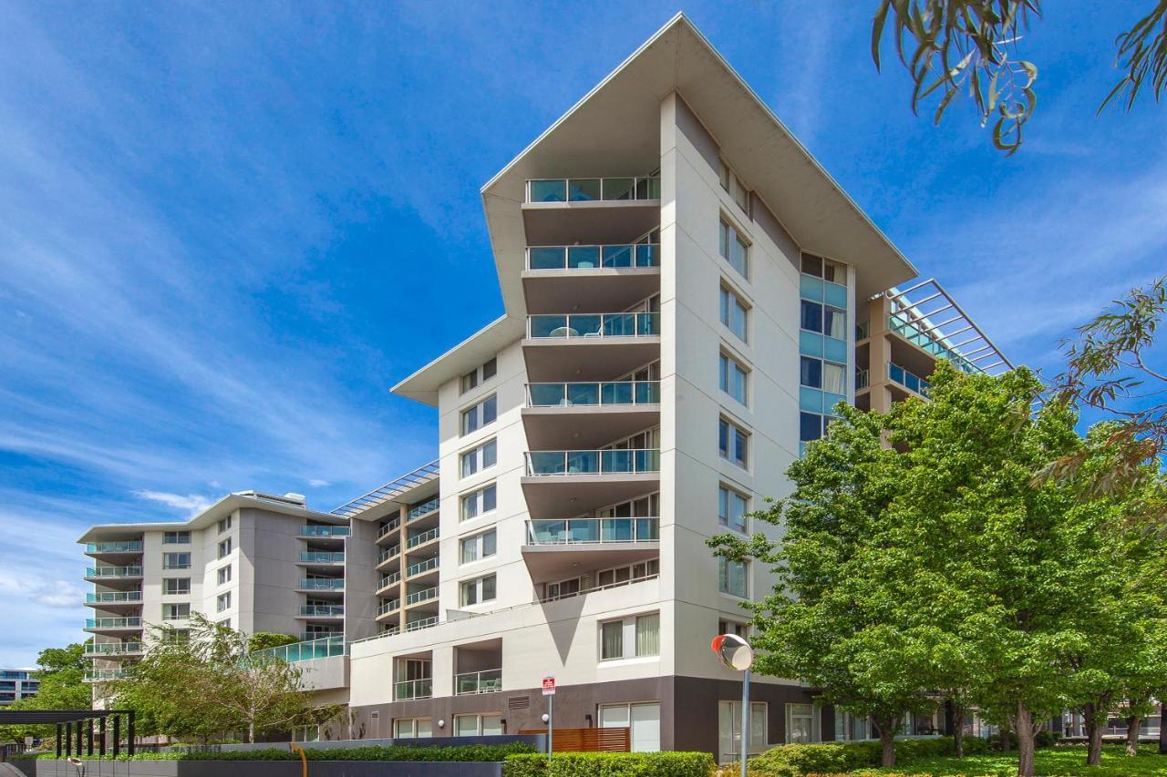 Pacific Suites Canberra Ngoại thất bức ảnh