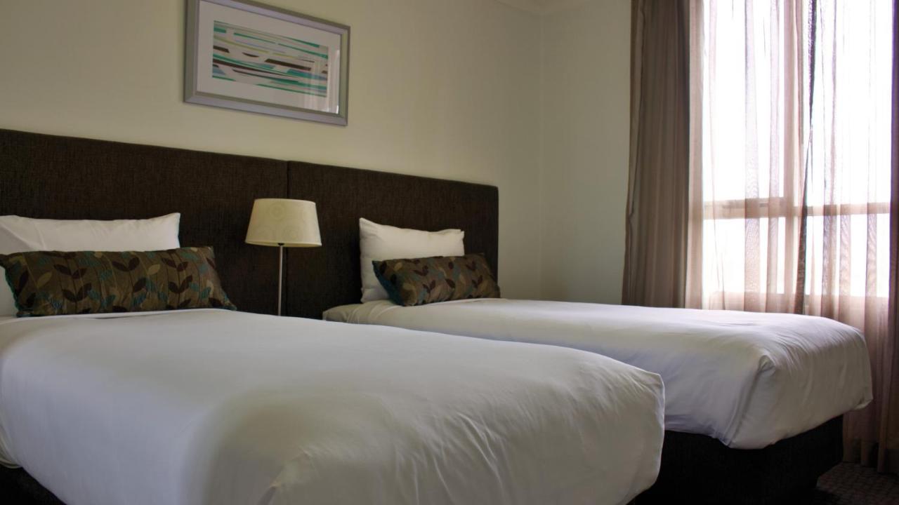 Pacific Suites Canberra Ngoại thất bức ảnh