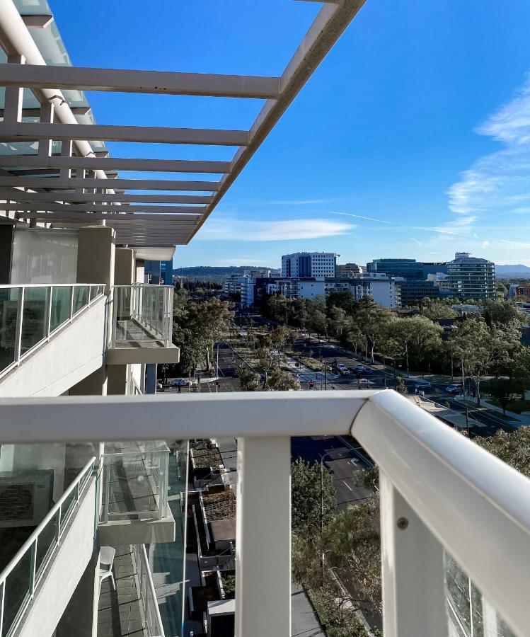 Pacific Suites Canberra Ngoại thất bức ảnh